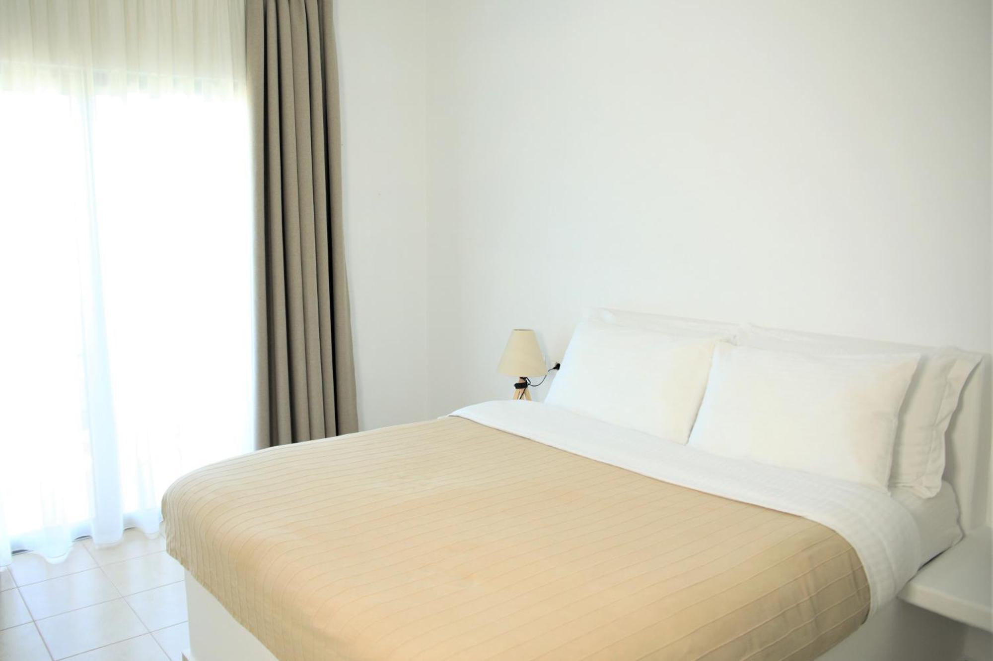 Harmony Hotel Sarande Bagian luar foto